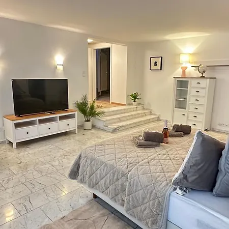 Neue Sonnige Grosse Ferienwohnung, , Nur 10 Min Zu Fuss Von Legoland Entfernt,126 M2 Stillvolle Nr 1 , Wunderschoener Garten Mit Terrasse Und Waldblick, Grosses Bad, Ruhige Lage, Erholung My Luxury * Kleinkötz