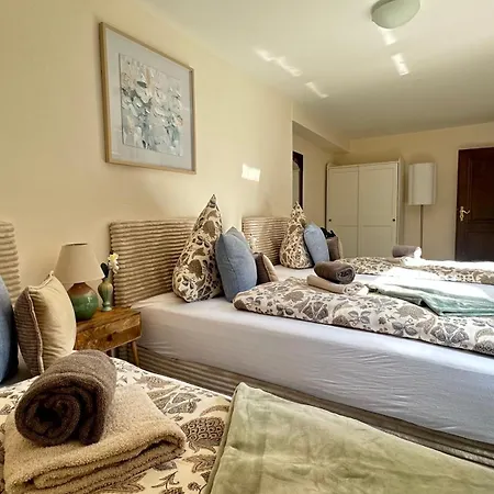 Neue Sonnige Grosse Ferienwohnung, , Nur 10 Min Zu Fuss Von Legoland Entfernt,126 M2 Stillvolle Nr 1 , Wunderschoener Garten Mit Terrasse Und Waldblick, Grosses Bad, Ruhige Lage, Erholung My Luxury דירה Kleinkötz